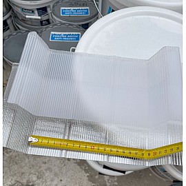 Luminatoare hală din policarbonat celular Greca, 2.5mm grosime, 5 ondulații de 40mm și structură celulară (preț/mp)