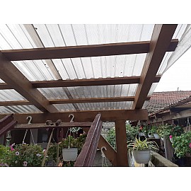 Placă din policarbonat compact/solid 1mm x 1060mm x 2000mm, cu profil trapez 76/18 multiliniar GALBEN