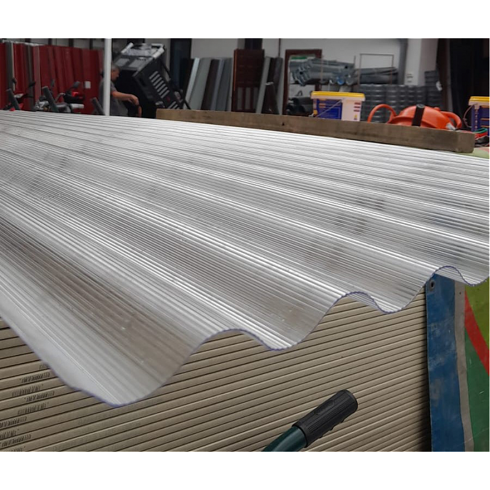Placă din policarbonat solid/compact 2000mm x 970mm x 0.9mm, cu profil ondulat (nu este fibră de sticlă, nu este casantă)