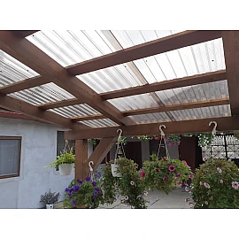 Placă din policarbonat compact/solid 3000mm x 1060mm x 1mm, cu profil trapez, clar (transparent)