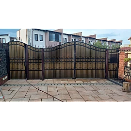 Policarbonat compact/solid cutat trapez, la rolă, grosime 1mm, protejat UV, lățime 1.26m (vânzare la metru liniar), bronz-fumuriu