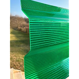Placă din policarbonat compact/solid 1mm x 1060mm x 2000mm, cu profil trapez 76/18 multiliniar verde